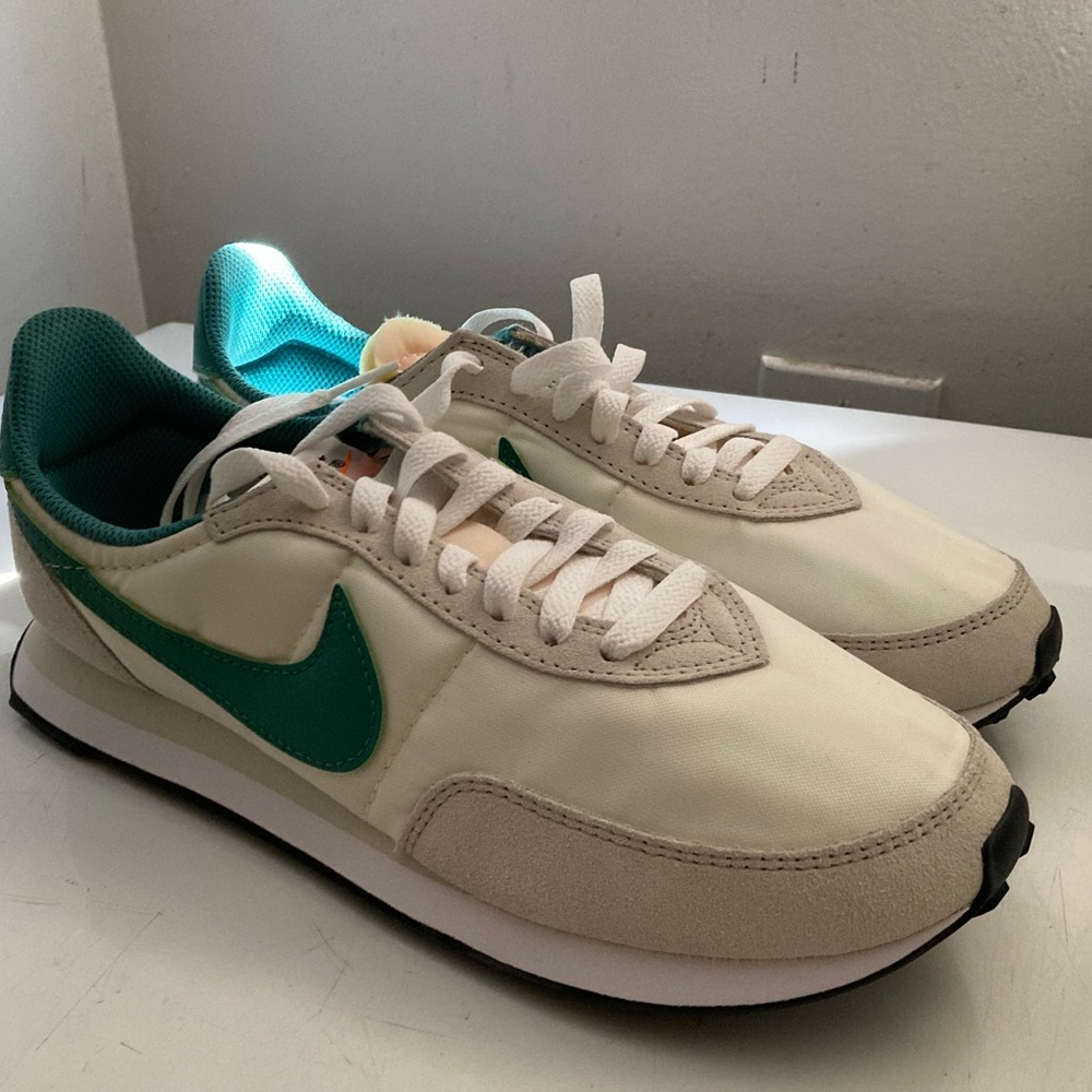 Nike Waffle Trainers 2